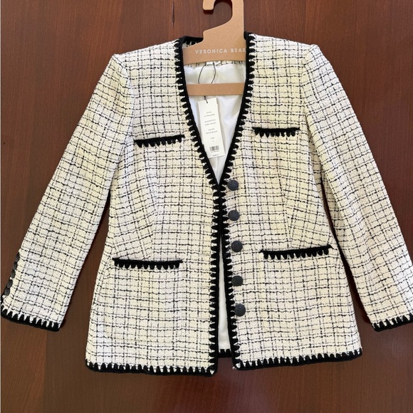 Veronica Beard Jackets & Blazers - Veronica Beard Black and Cream Tweed Blazer